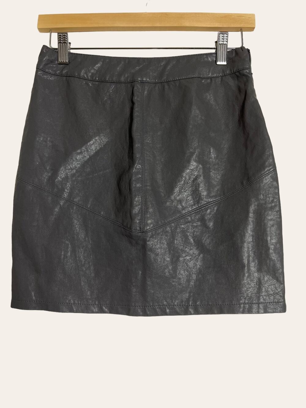 SEEK The Label Gray Faux Leather Mini Skirt Size Small